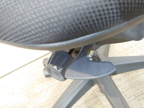 【送料無料 地域限定】 4脚セット イナバ イエラ yera オフィスチェア デスクチェア メッシュチェア ハイバックチェア 肘無 イエラチェア PCチェア キャスターチェア ブラックチェア 人気チェア 【中古オフィス家具】 【中古】 - 画像 (9)