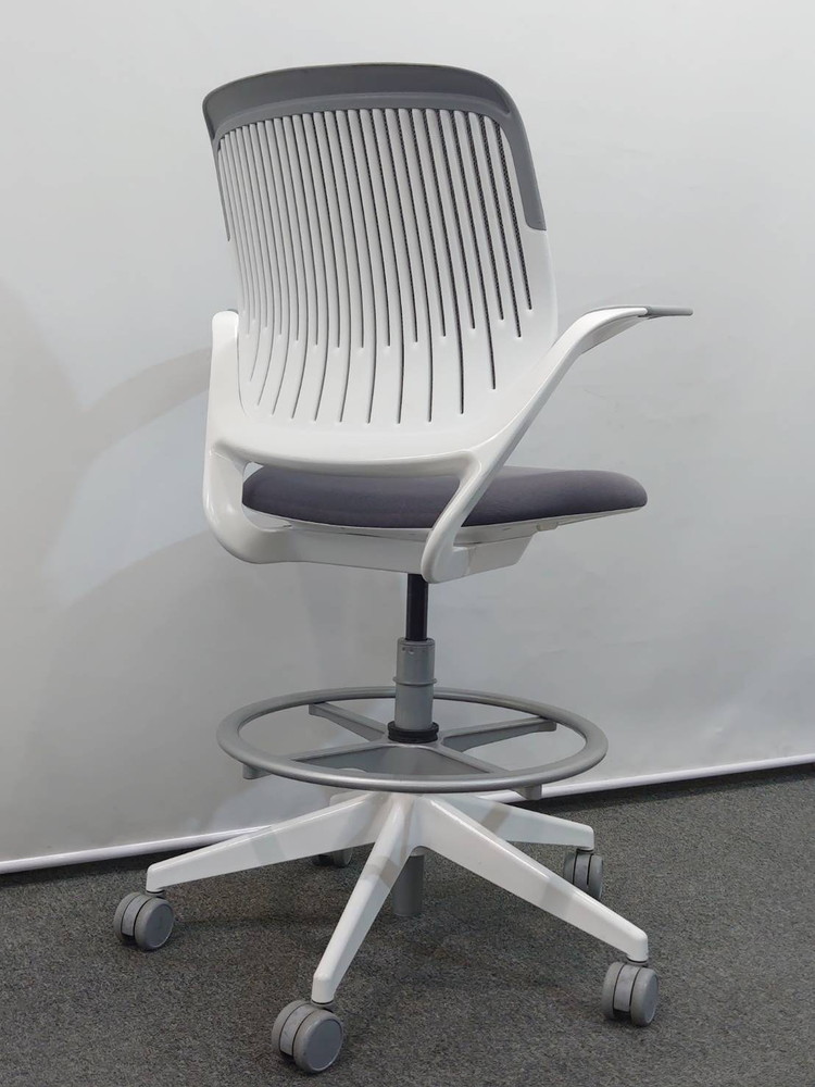 【送料無料 地域限定】エグゼクティブチェア マネジメントチェア ひじ付き 役員チェア 役員用チェア パソコンチェア 事務イス 事務椅子 コビーチェアスチールケース Steelcase Cobi デスクチェア ハイチェア オフィスチェア 事務チェア 肘付き【中古オフィス家具】【中古】 - 画像 (3)