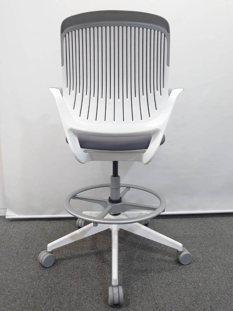 【送料無料 地域限定】エグゼクティブチェア マネジメントチェア ひじ付き 役員チェア 役員用チェア パソコンチェア 事務イス 事務椅子 コビーチェアスチールケース Steelcase Cobi デスクチェア ハイチェア オフィスチェア 事務チェア 肘付き【中古オフィス家具】【中古】 - 画像 (5)