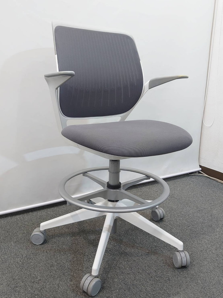 【送料無料 地域限定】エグゼクティブチェア マネジメントチェア ひじ付き 役員チェア 役員用チェア パソコンチェア 事務イス 事務椅子 コビーチェアスチールケース Steelcase Cobi デスクチェア ハイチェア オフィスチェア 事務チェア 肘付き【中古オフィス家具】【中古】 - 画像 (9)