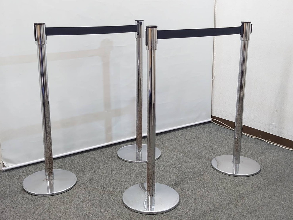 【送料無料 東京地区限定】 【65本入荷】 ベルトパーティション ガイドポール 4本セット 行列 整理 仕切り ポールパーティション パーティション 自立式 自立パーティション ベルトパーテーション リールパーティション【中古オフィス家具】【中古】 - 画像 (2)