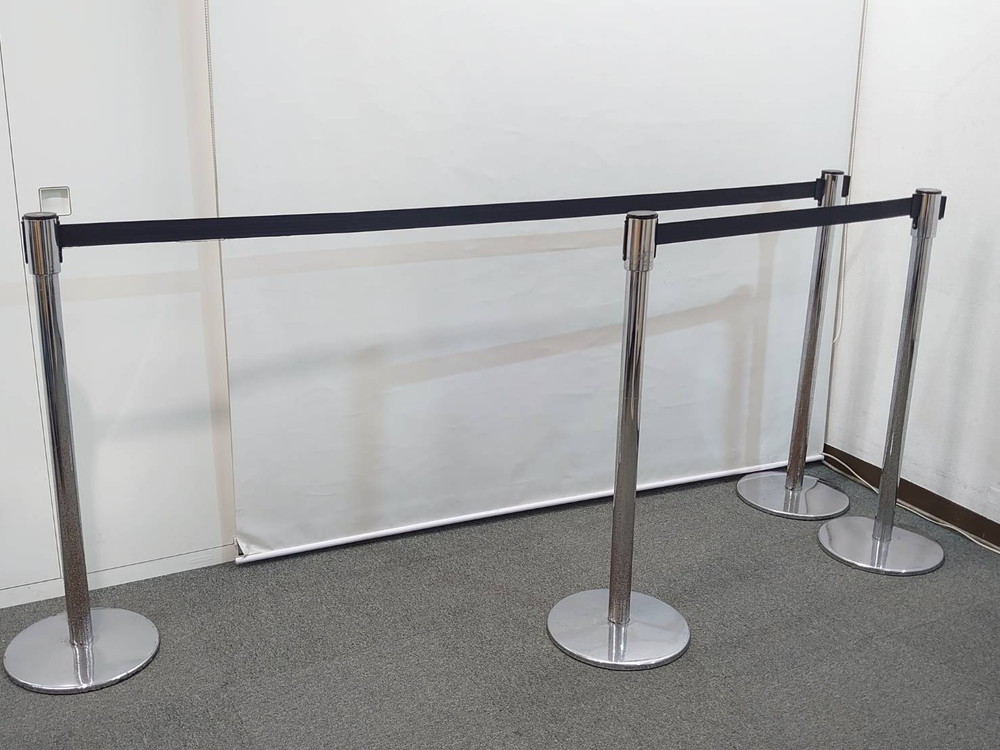【送料無料 東京地区限定】 【65本入荷】 ベルトパーティション ガイドポール 4本セット 行列 整理 仕切り ポールパーティション パーティション 自立式 自立パーティション ベルトパーテーション リールパーティション【中古オフィス家具】【中古】 - 画像 (6)