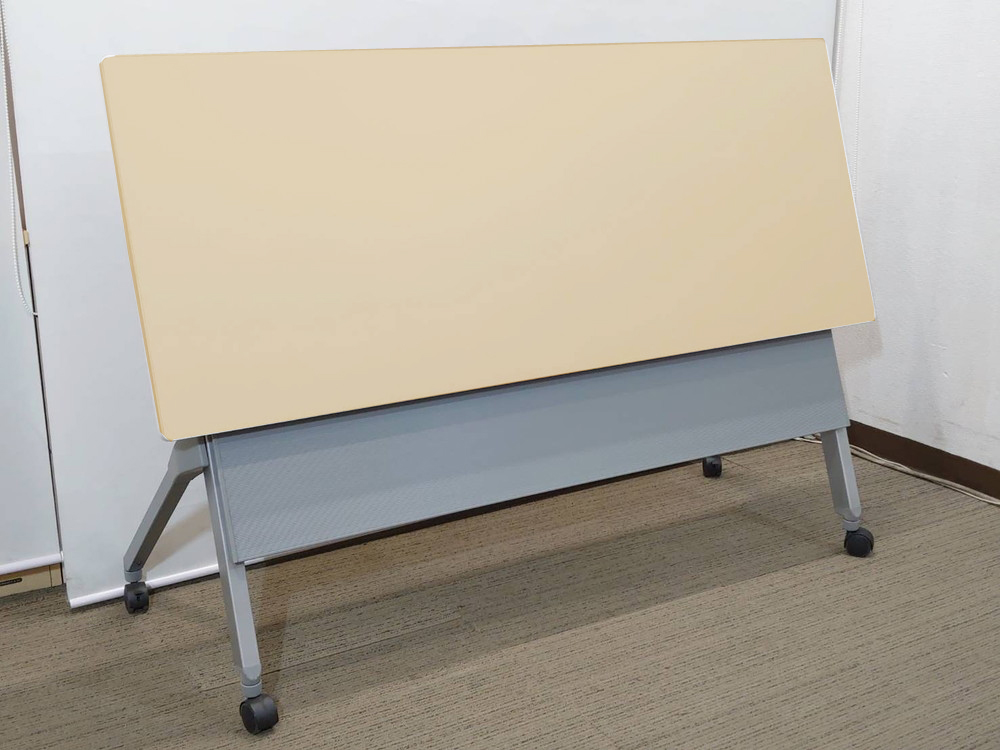 オカムラ フラプター ミーティングテーブル 会議テーブル 折りたたみテーブル 折り畳みテーブル スタックテーブル フォールディングテーブル サイドフォールドテーブル スタッキングテーブル W1500×D450×H720 岡村製作所 国産【中古オフィス家具】【中古】 - 画像 (2)