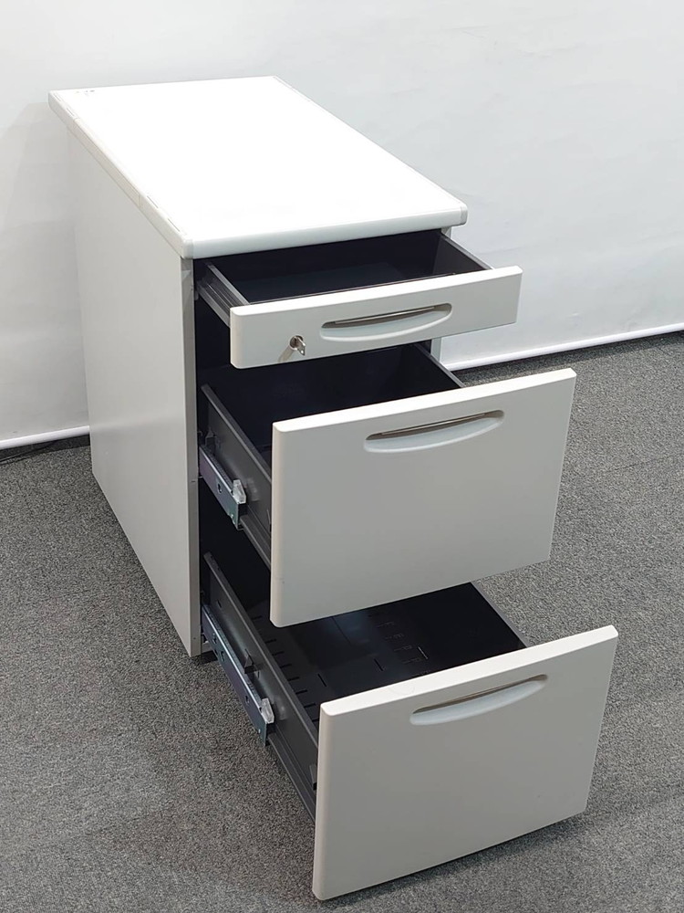 【送料無料 地域限定】【13台在庫あり】袖机 脇机 3段 サイドワゴン デスクワゴン【中古オフィス家具】【中古】 - 画像 (2)